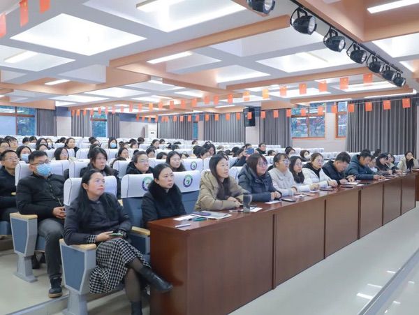 一场充满爱与智慧的旅程